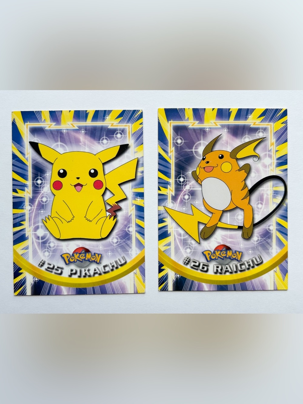 Pokémon Topps Pikachu and Raichu